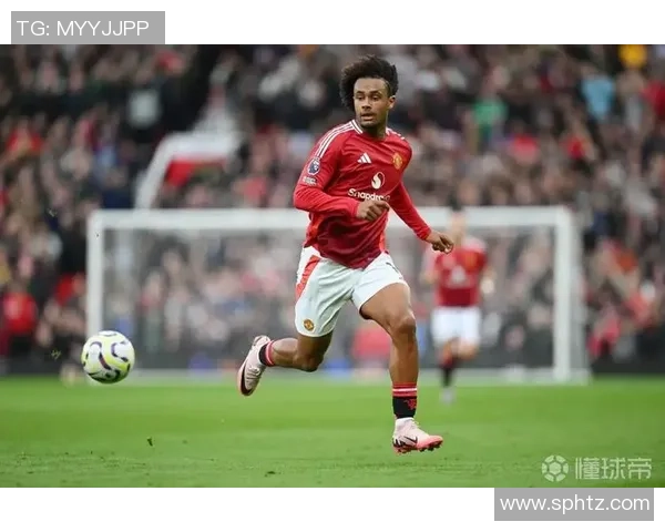 曼联战术调整导致齐尔克泽不适合中锋角色的深度分析 曼联战术调整导致齐尔克泽不适合中锋角色的深度分析